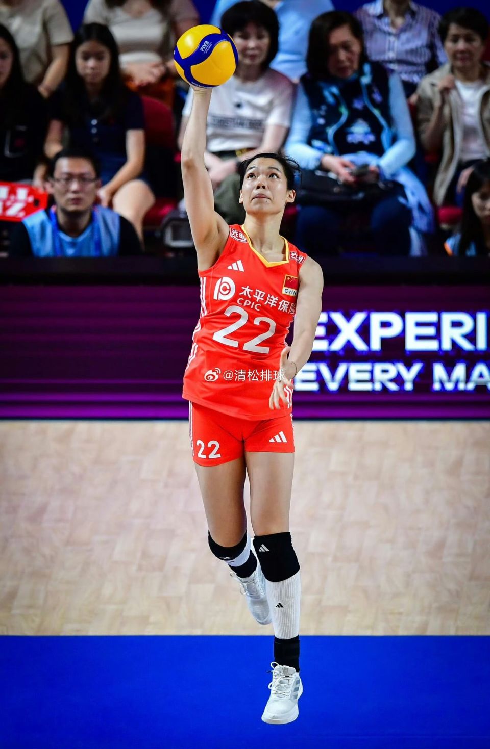 女排休战查漏补缺!吴李恢复关键期美国站直面名额之争