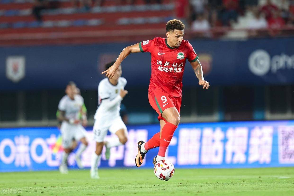 足协杯-王上源钟义浩相互传射河南3-2逆转浙江