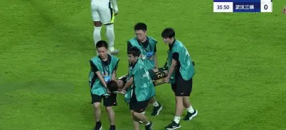 开云体育电脑版-奥乌苏左路传中，后点陶强龙推射扳回一球，1-2