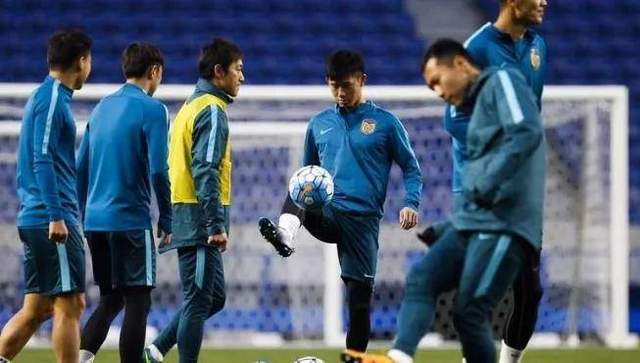 开云体育电脑版-关于东京FC球员意外受伤退出一场比赛的信息